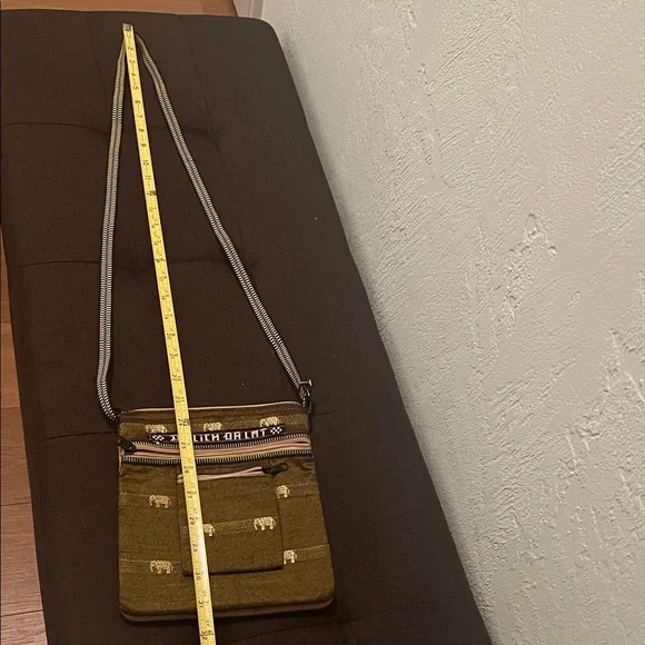 0977** Unisex Gold-Banana Leaf green Thai Silk Stylish Crossbody Bag - Picture 4 of 6